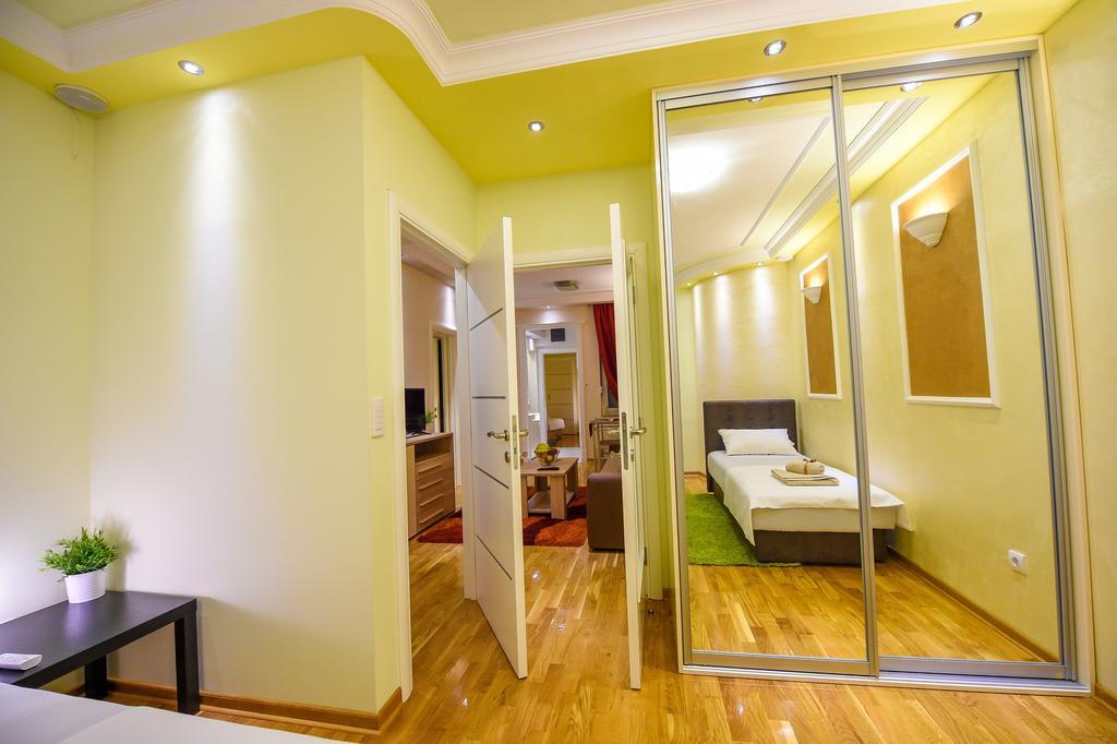 Apartment Sweet House Politika Белград Екстериор снимка